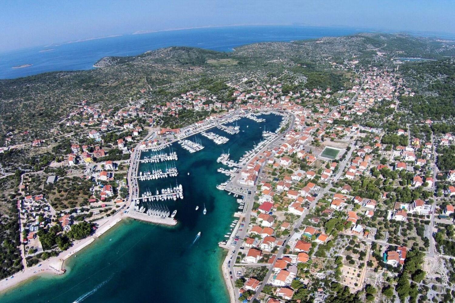 Apartments Slavica - Free Parking Jezera Dış mekan fotoğraf