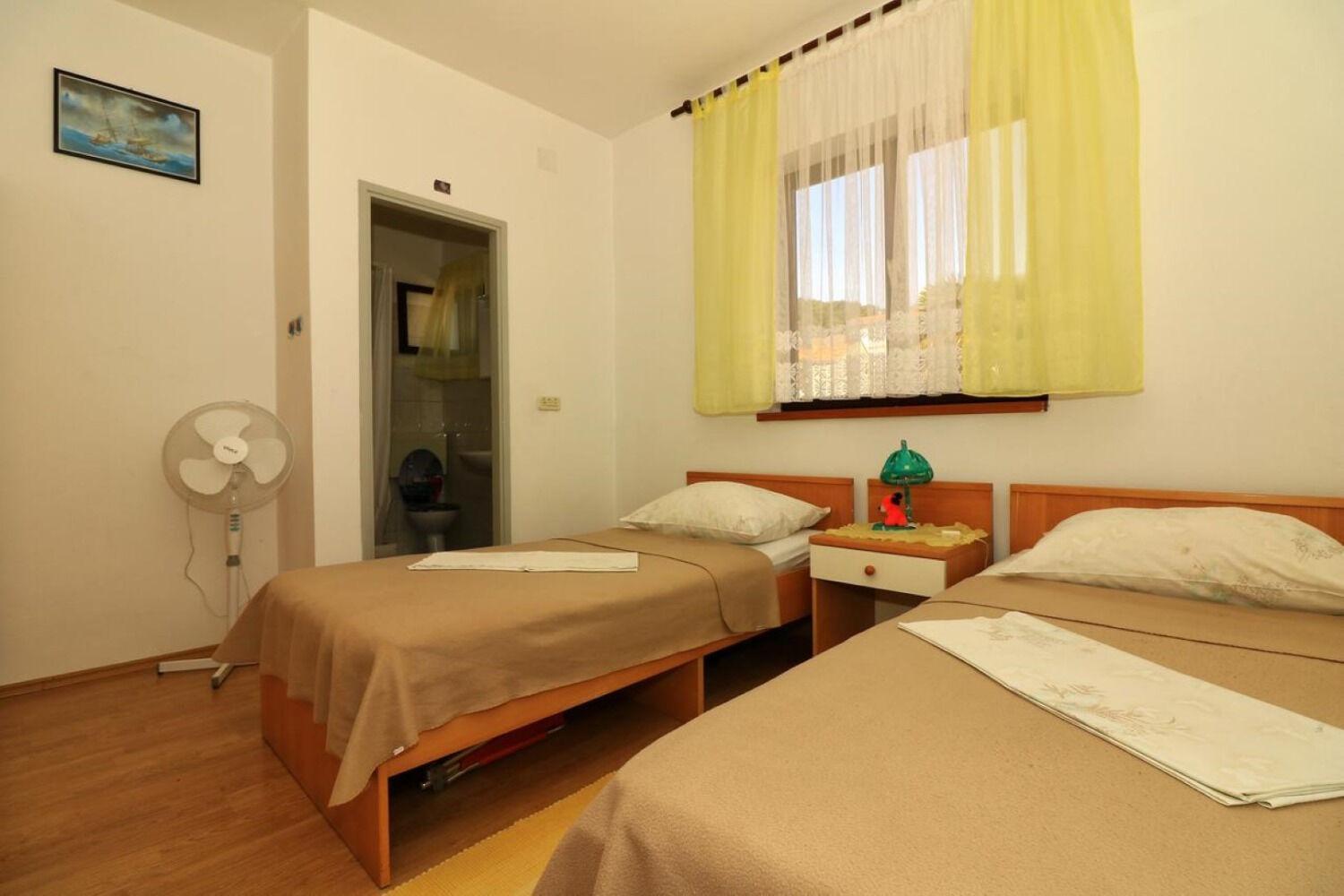 Apartments Slavica - Free Parking Jezera Dış mekan fotoğraf